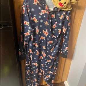Mens Reindeer Holiday Hooded Pajamas